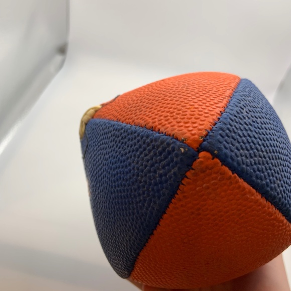 NCAA Wilson Florida Gators University of Florida UF 9" Rubber Football - Picture 13 of 15